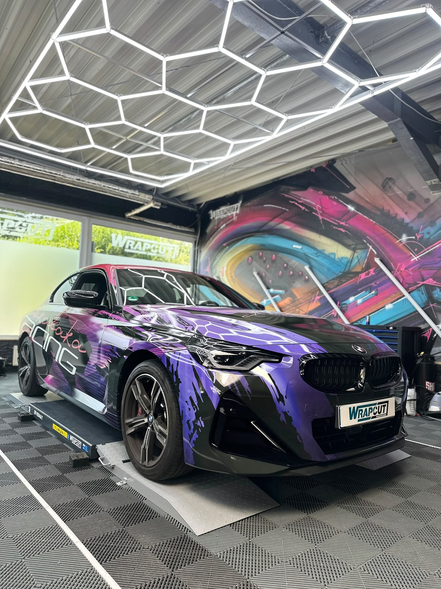 Designfolierung, BMW 2er Galaxy Racing, Front