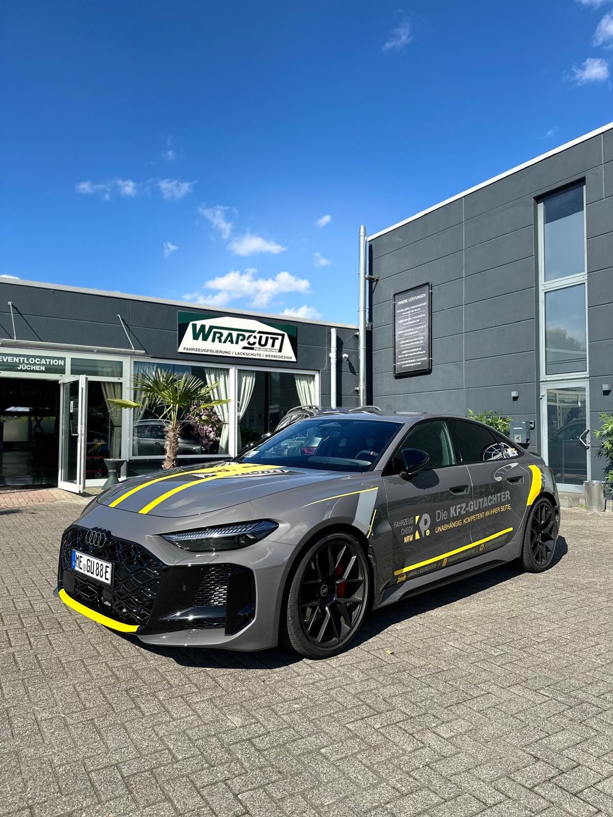Werbebeschriftung, Audi RS5, Außenaufnahme