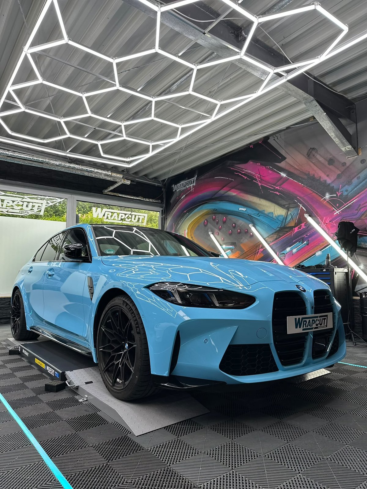 Vollfolierung, BMW M4 Hellblau